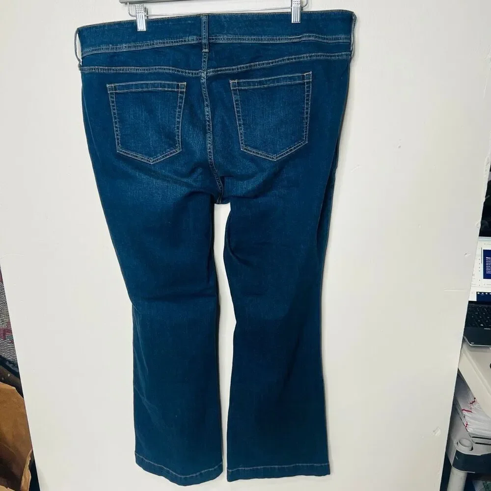 Torrid Flare Jeans NEW sz 22W